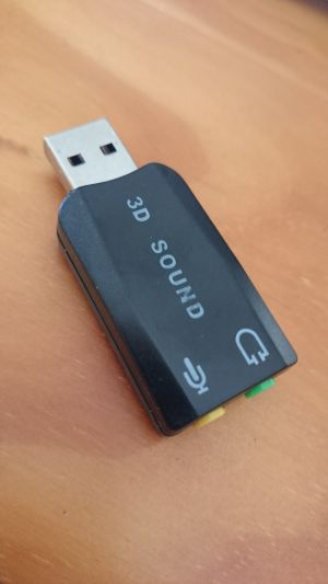 USB to 3.5mm adapter
